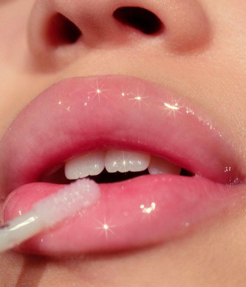 Glossier clear lipgloss